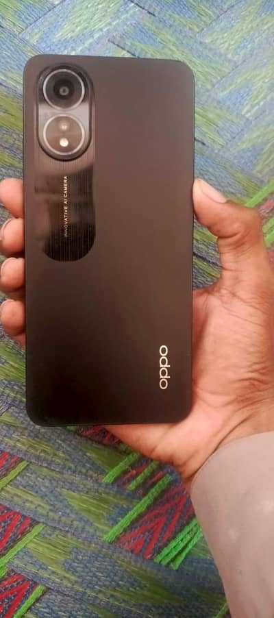 OPPO A18
