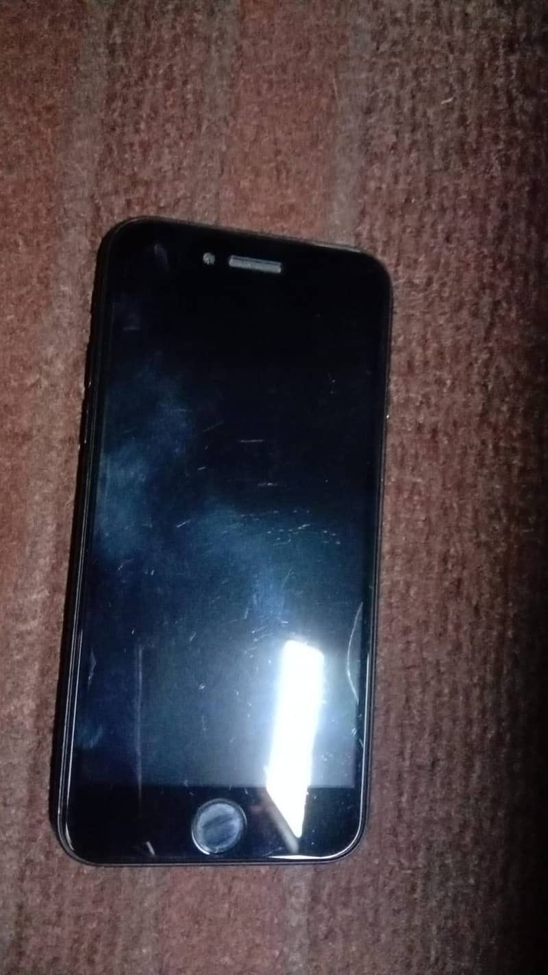 Apple iPhone SE 4