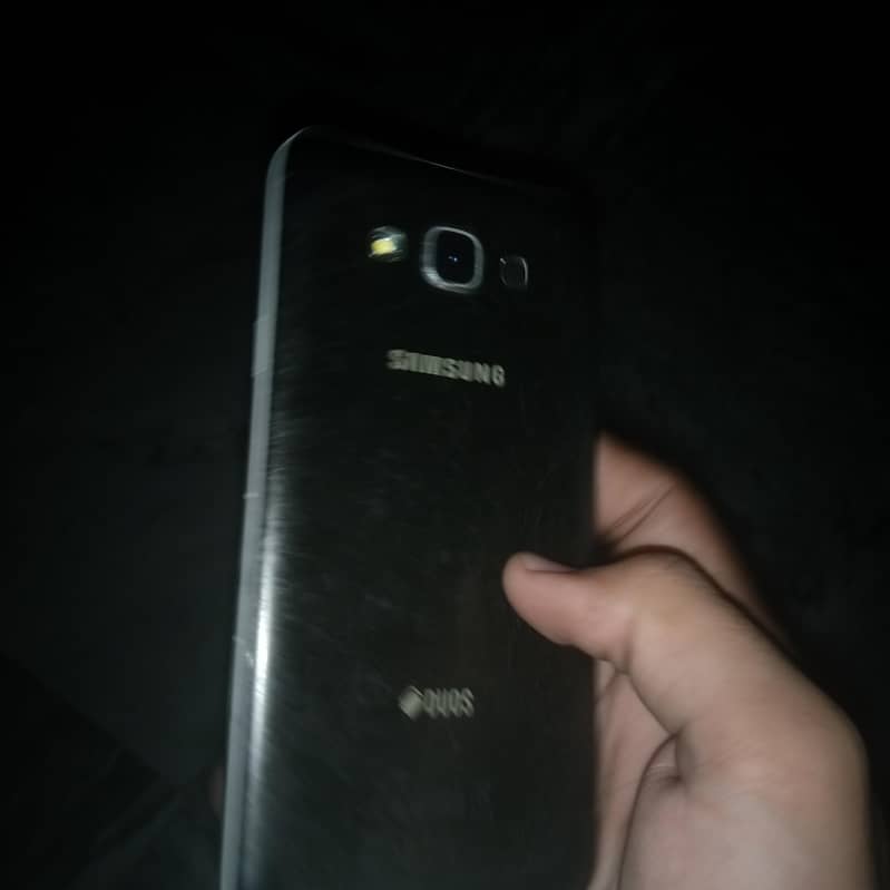 Samsung Mobile E7 2