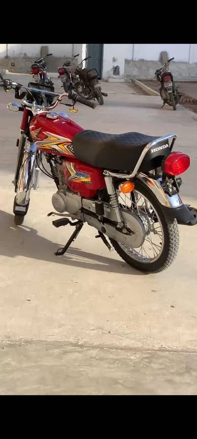 HONDA CG 125 2025