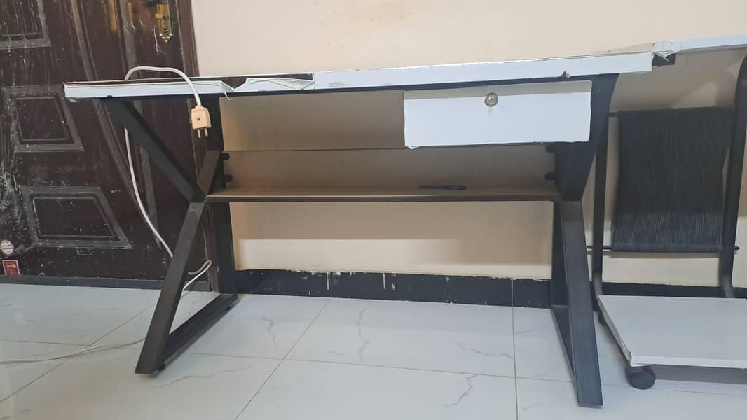 computer table for sale 0