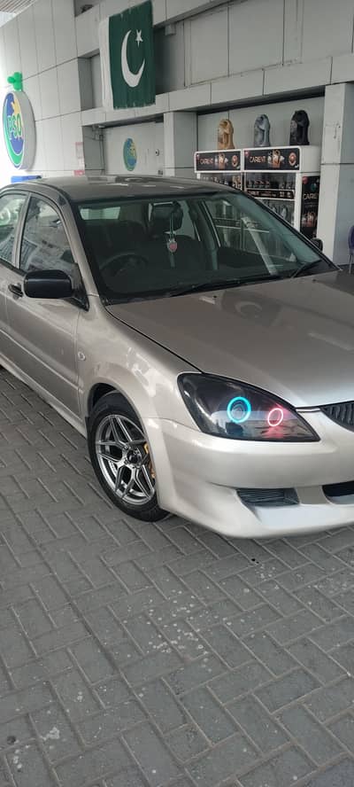 Mitsubishi Lancer 2005