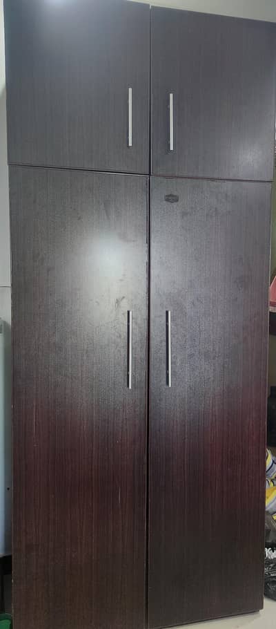 Sleek & Spacious Double-Door Wardrobe with Top Storage