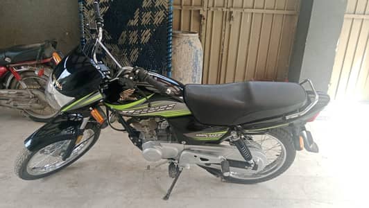 Honda CG 125 Deluxe 2019 | Total Genuine Condition