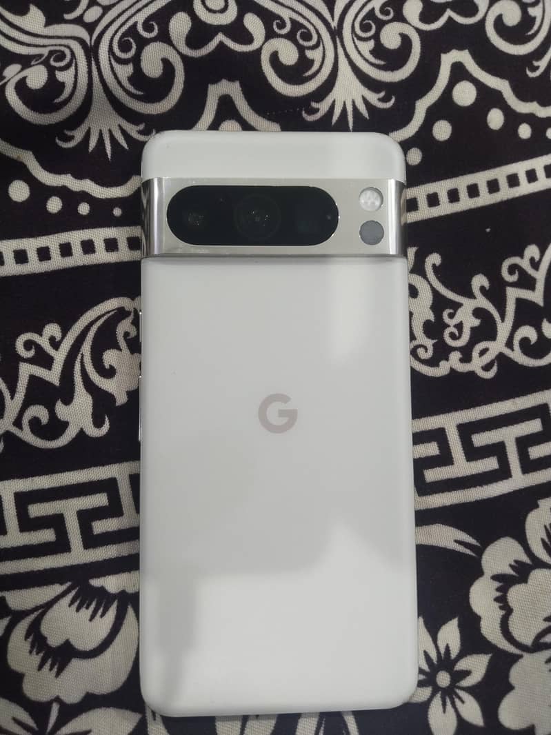 Google pixel 8 pro 0