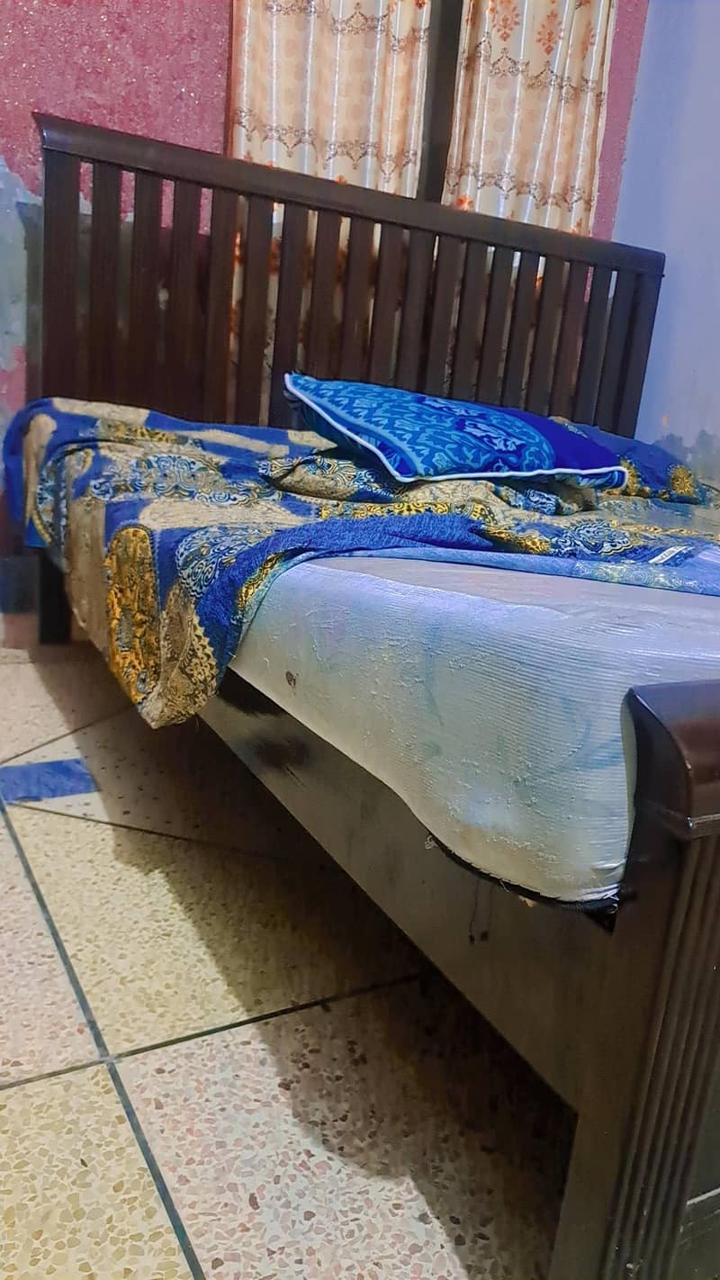 king bed 1
