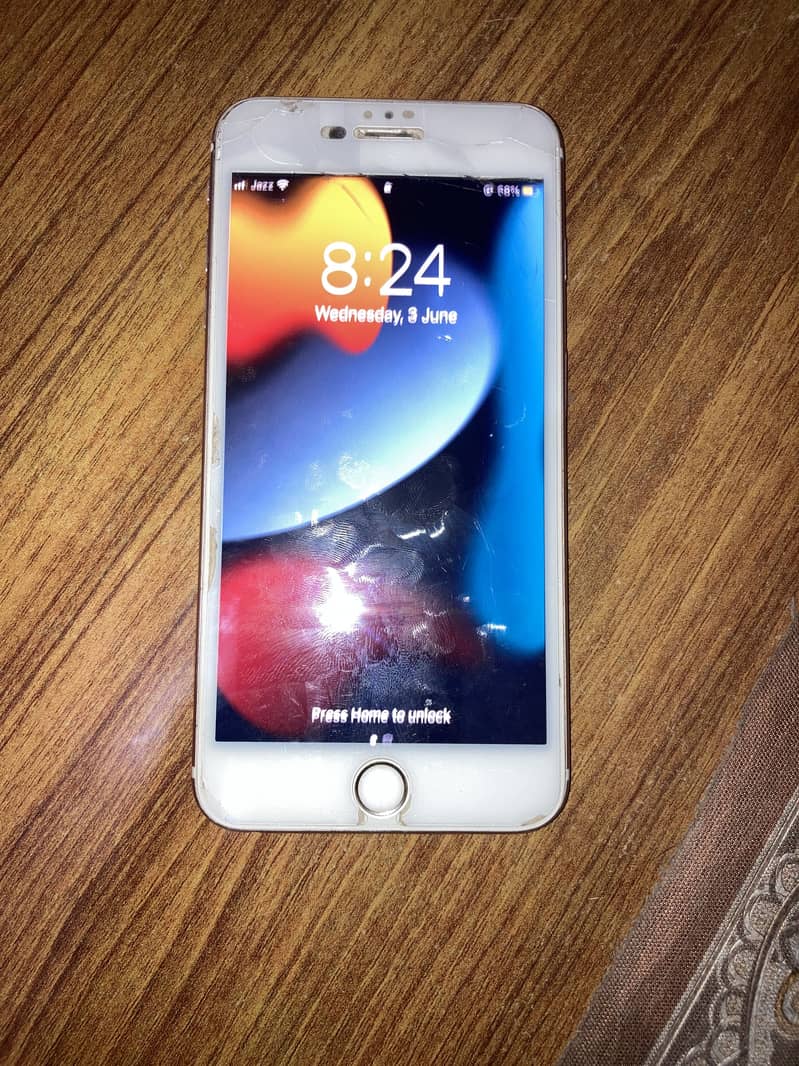 Apple iPhone 6S Plus 4
