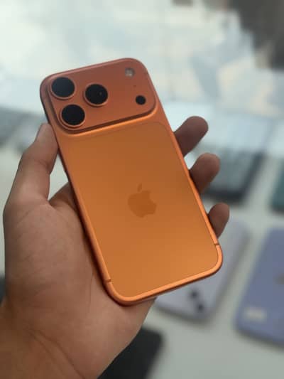 17 Pro 256GB factory unlock physical +esim 93% Health with box