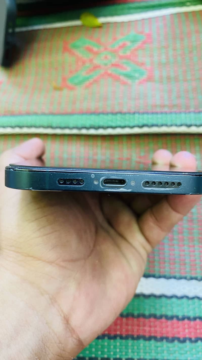 Apple iPhone 12 Pro Max 3