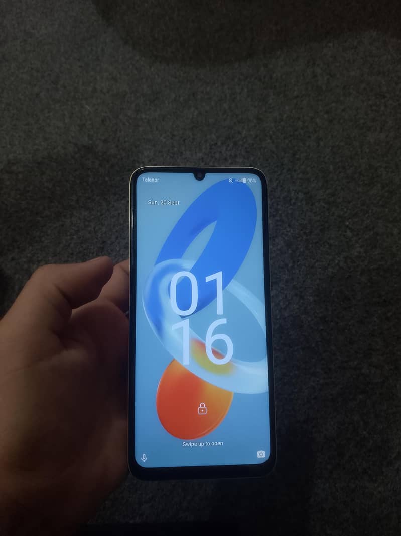 QMobile8 1