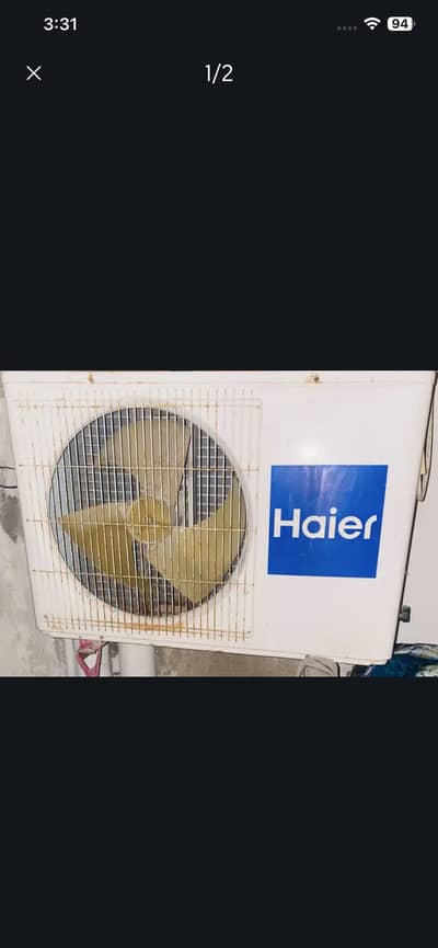 Haier 1 ton split in black n white colour