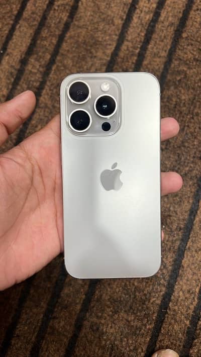 Apple iPhone 15 Pro