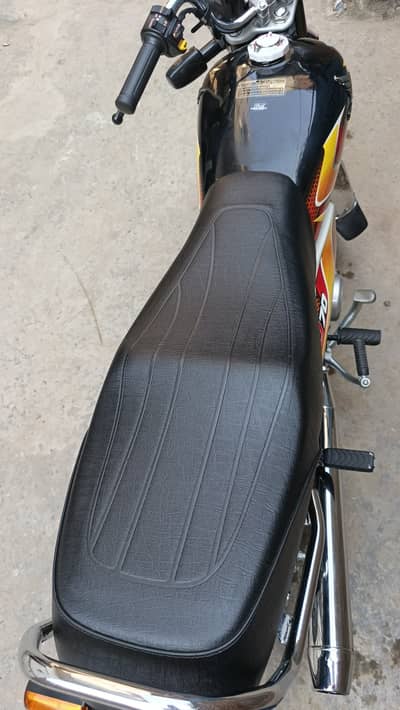 Honda CD 70 2025