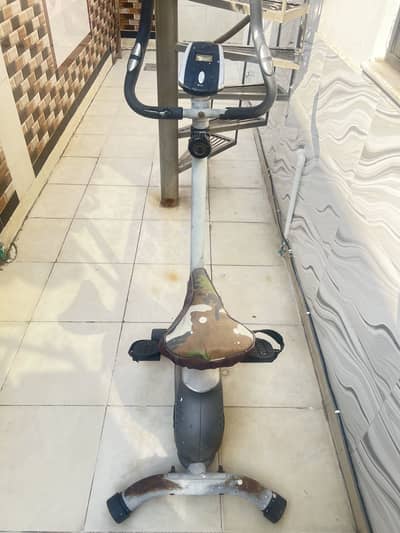 Exercise Bicycle/ Machine