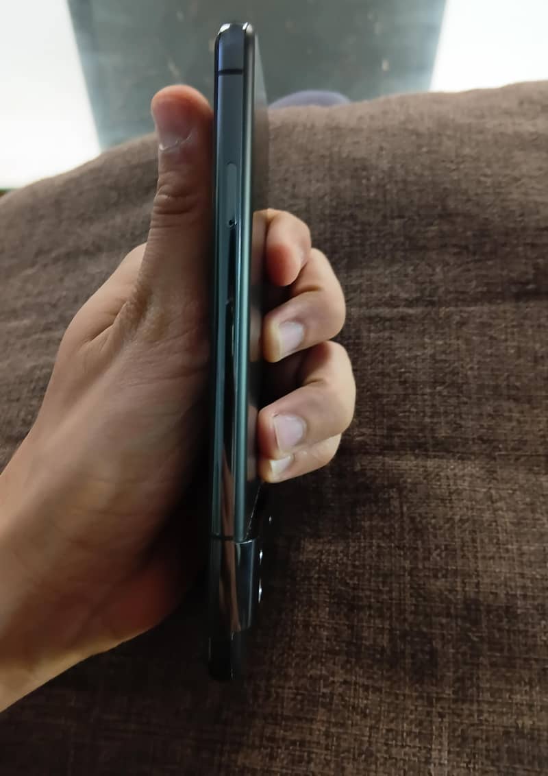 Google Pixel 8 Pro 3