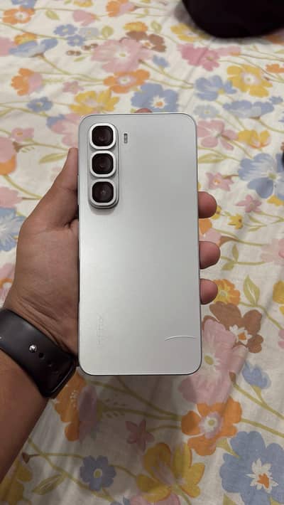 Infinix hot 60i