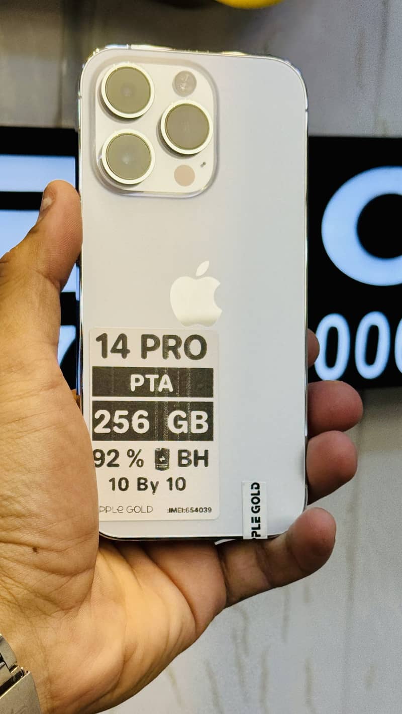 Apple iPhone 14 Pro 0