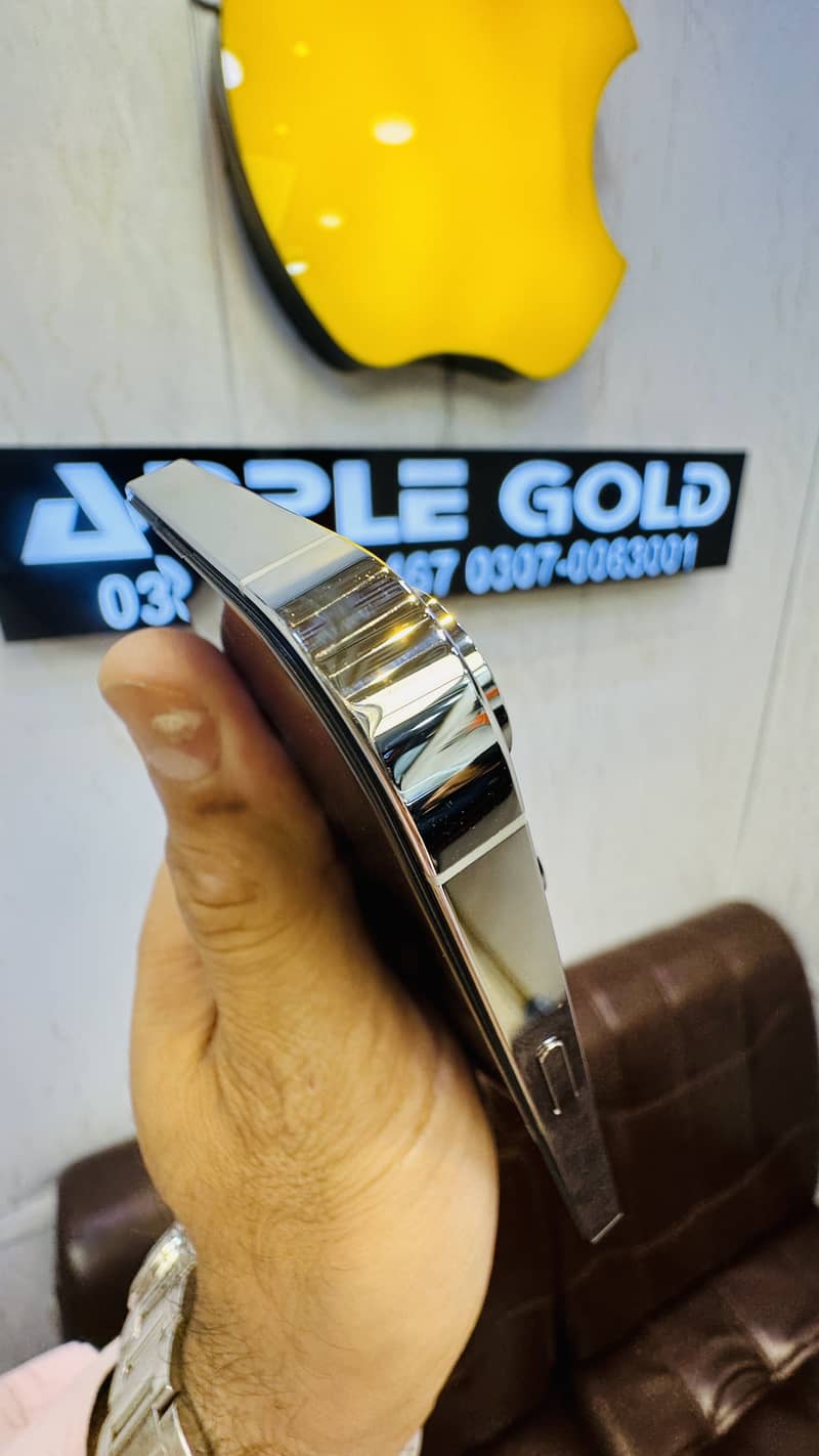Apple iPhone 14 Pro 4