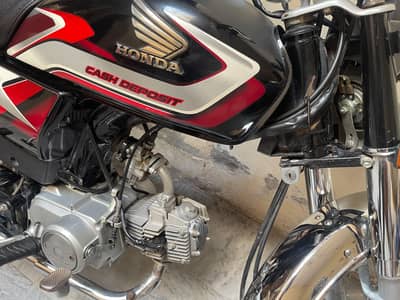 Honda CD 70 2025