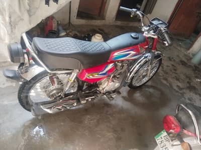 Honda 125 2022 Model Islamabad Number Urgent Selling