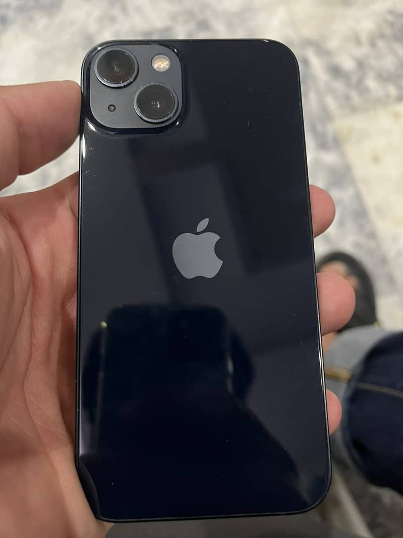 Apple iPhone 13 2