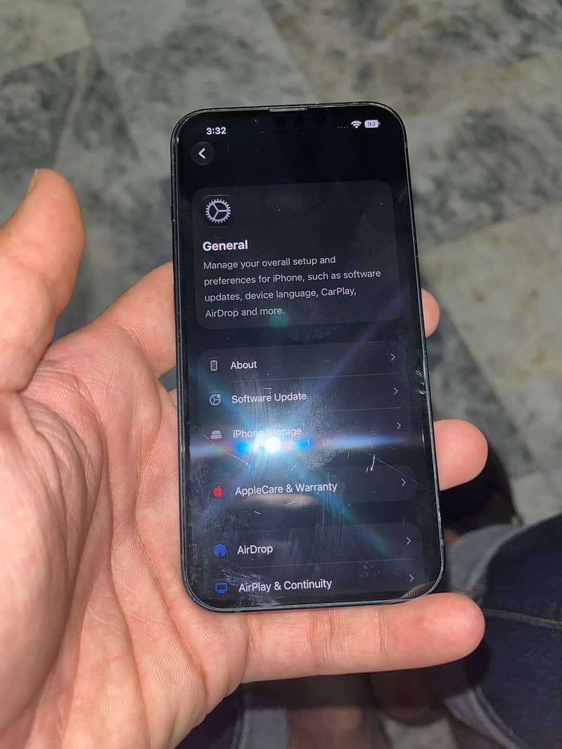 Apple iPhone 13 5