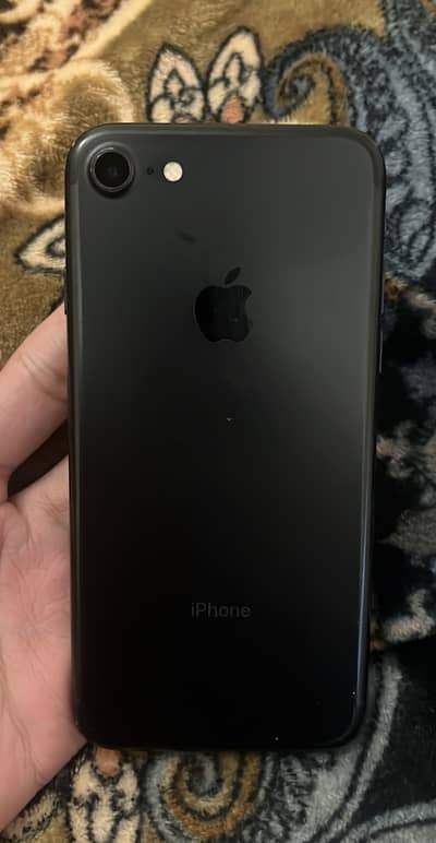 iPhone 8, 128GB, 99% battery health, NO SCRATCHES (non pta)
