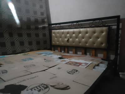 king size iron bed for sell