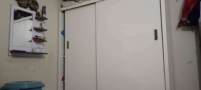 sliding wardrobe in good condition