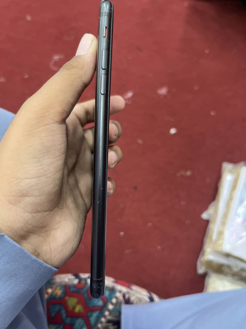 Apple iPhone 7 Plus 1