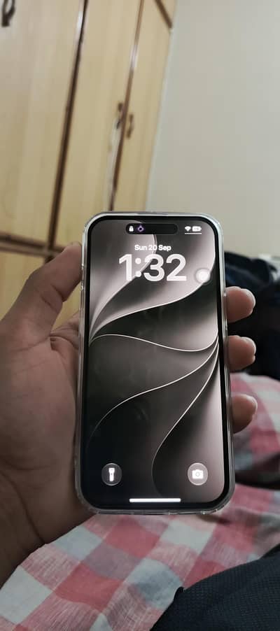 Apple iPhone 15
