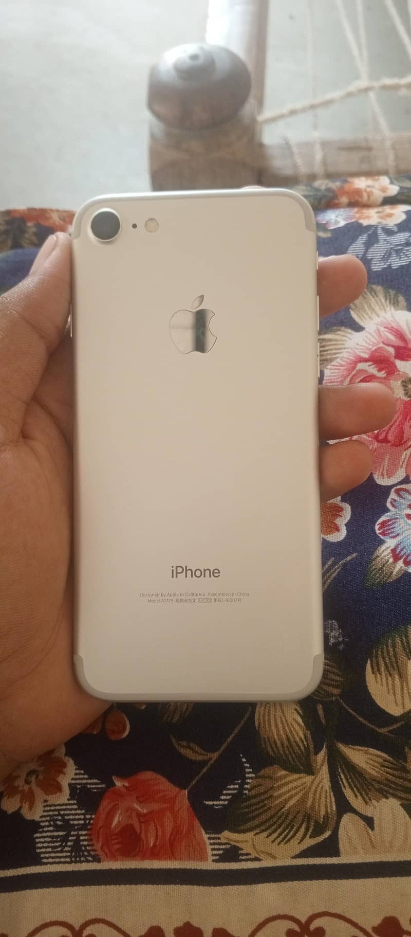 Apple iPhone 7 1