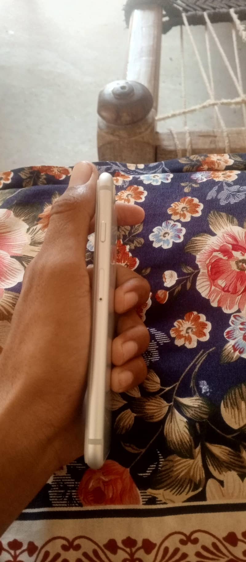 Apple iPhone 7 3