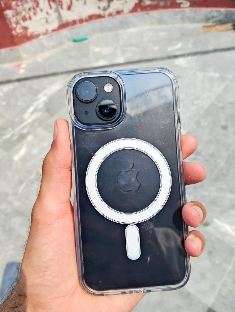 Apple iPhone 14 3