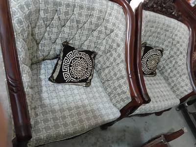 Pure Chinoti sofa set with table set