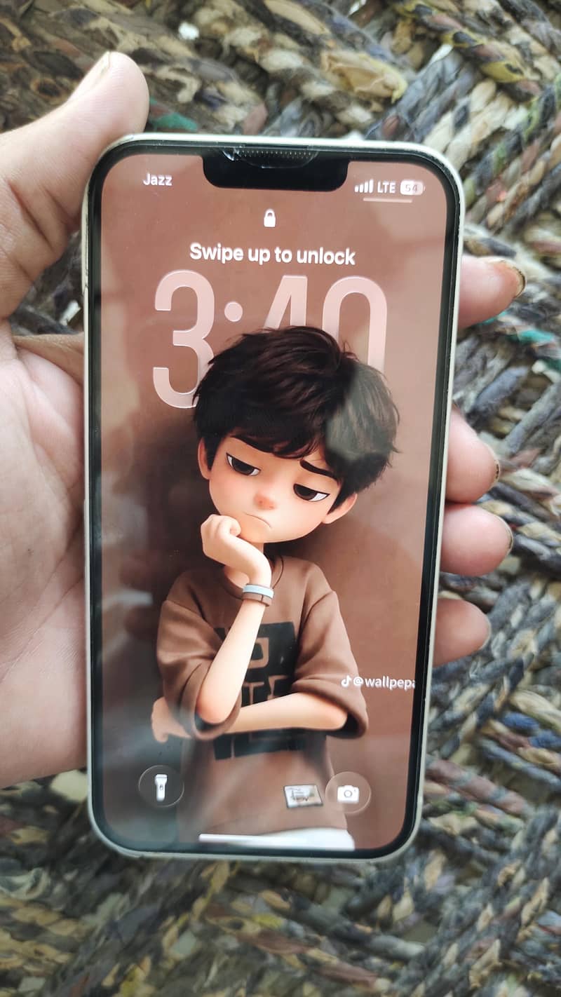 Apple iPhone 13 2