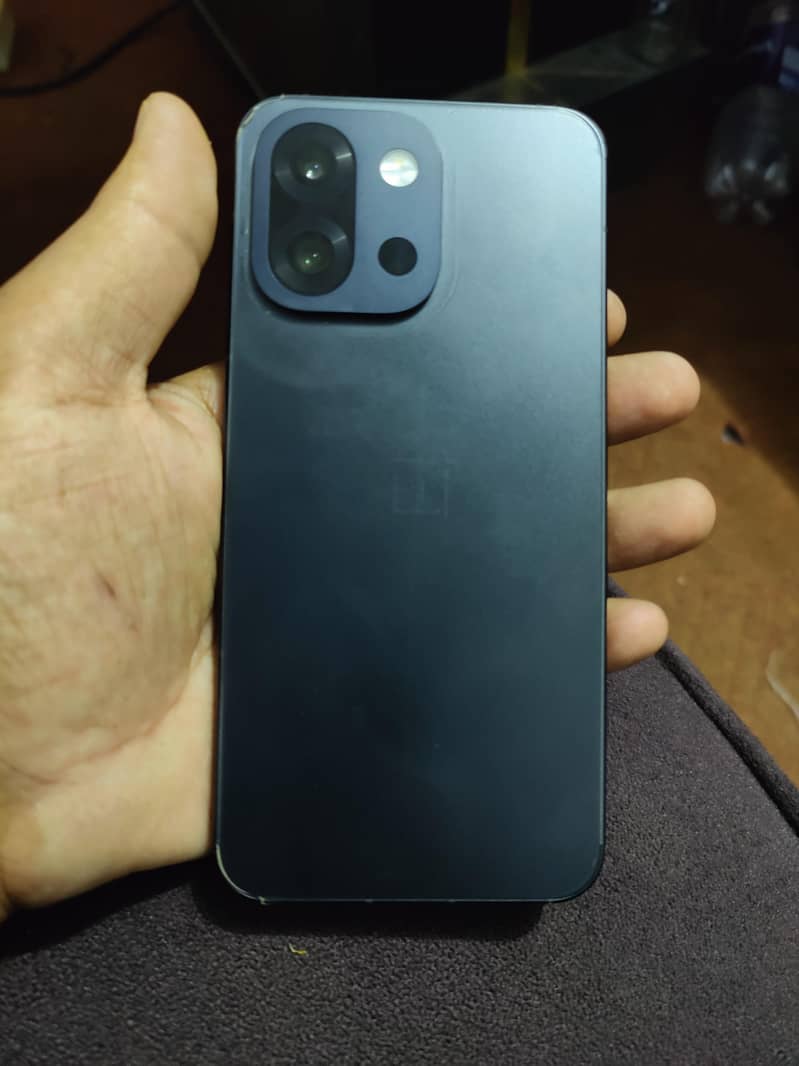 One Plus 13s 1