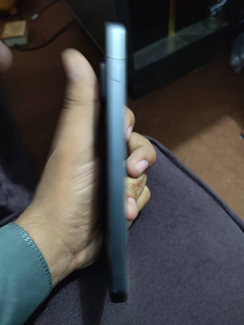 One Plus 13s 2