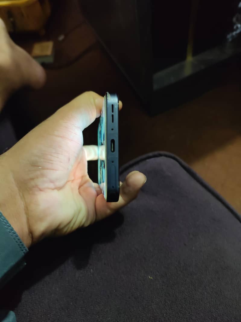 One Plus 13s 3