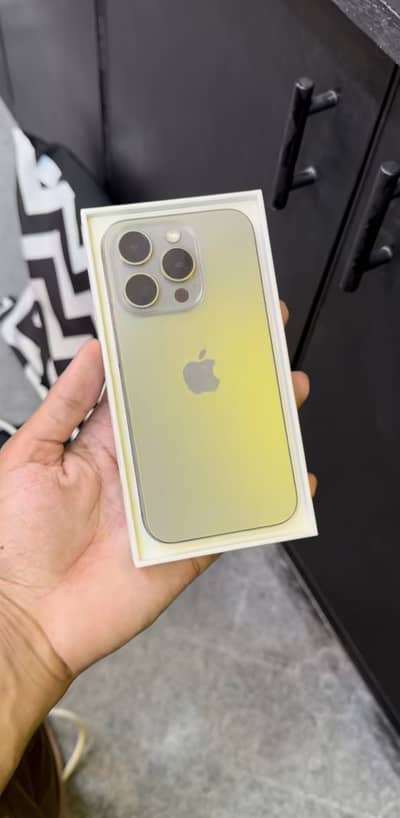 Apple iPhone 15 Pro