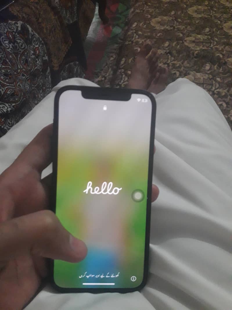 Apple iPhone 12 waterpack icloud lock 9