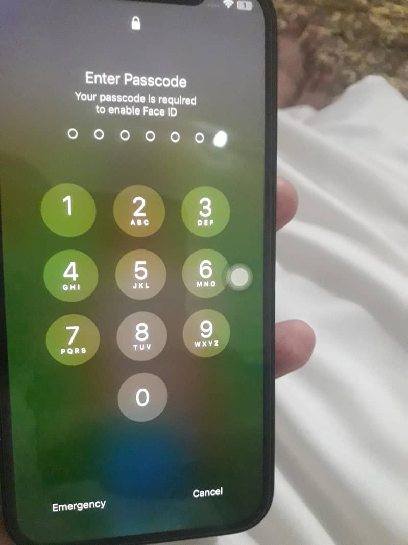 Apple iPhone 12 waterpack icloud lock 10