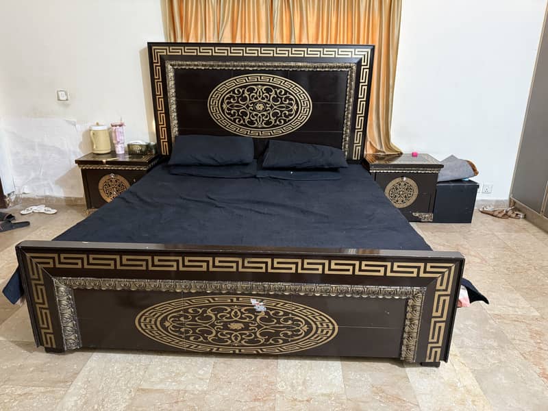 Bed with side table dresesr 1