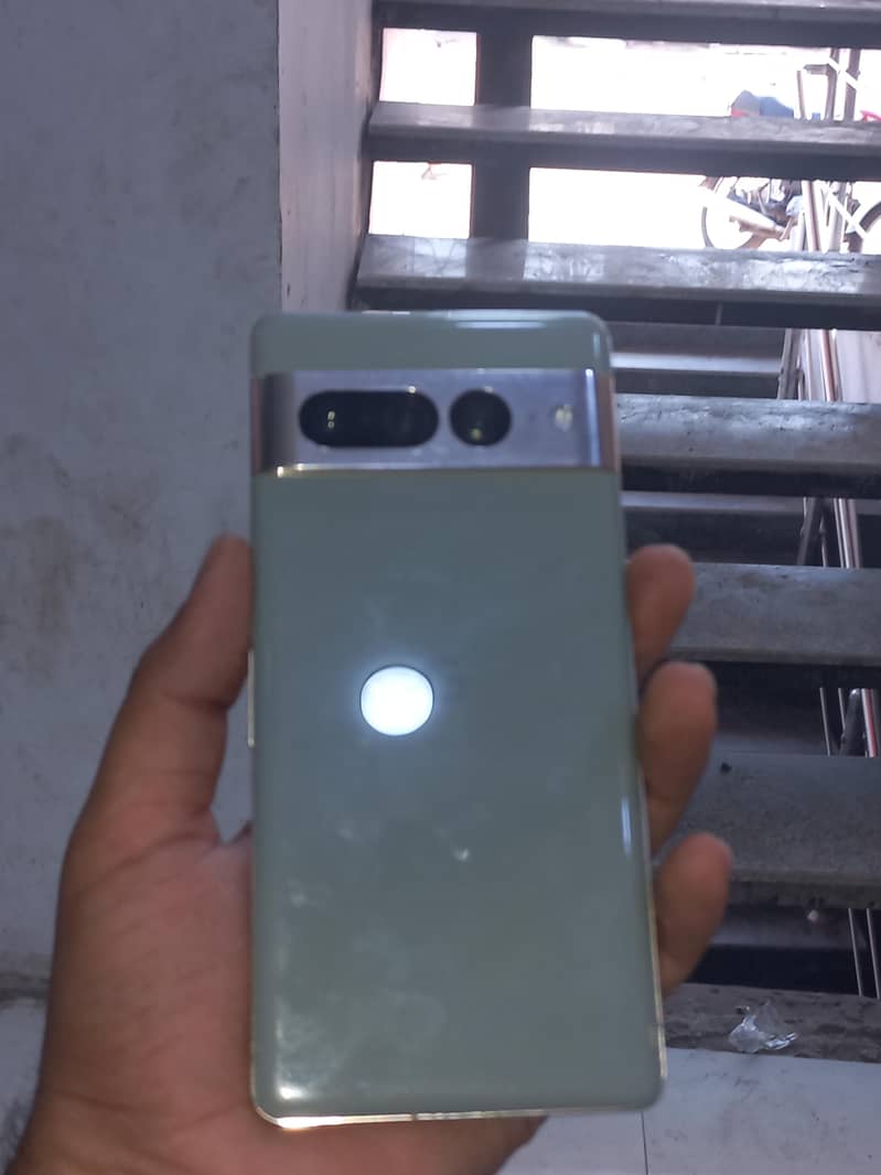 Google Pixel 7 Pro 0