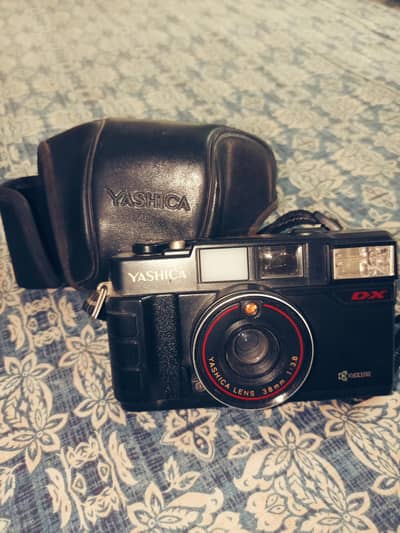 Yashica MF-2 Super  Yashica MF-2 Super DX