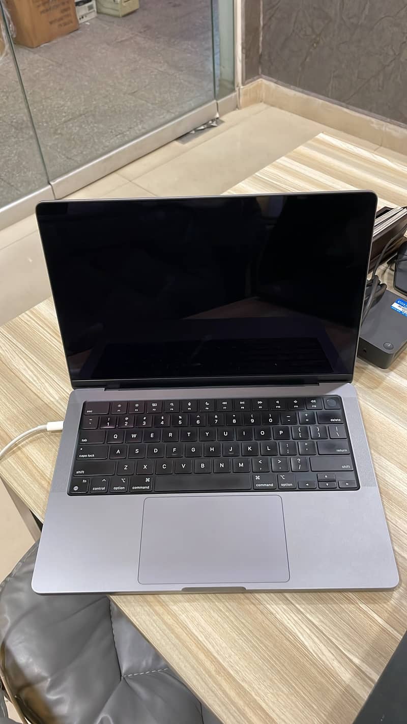 Macbook M1 pro 0