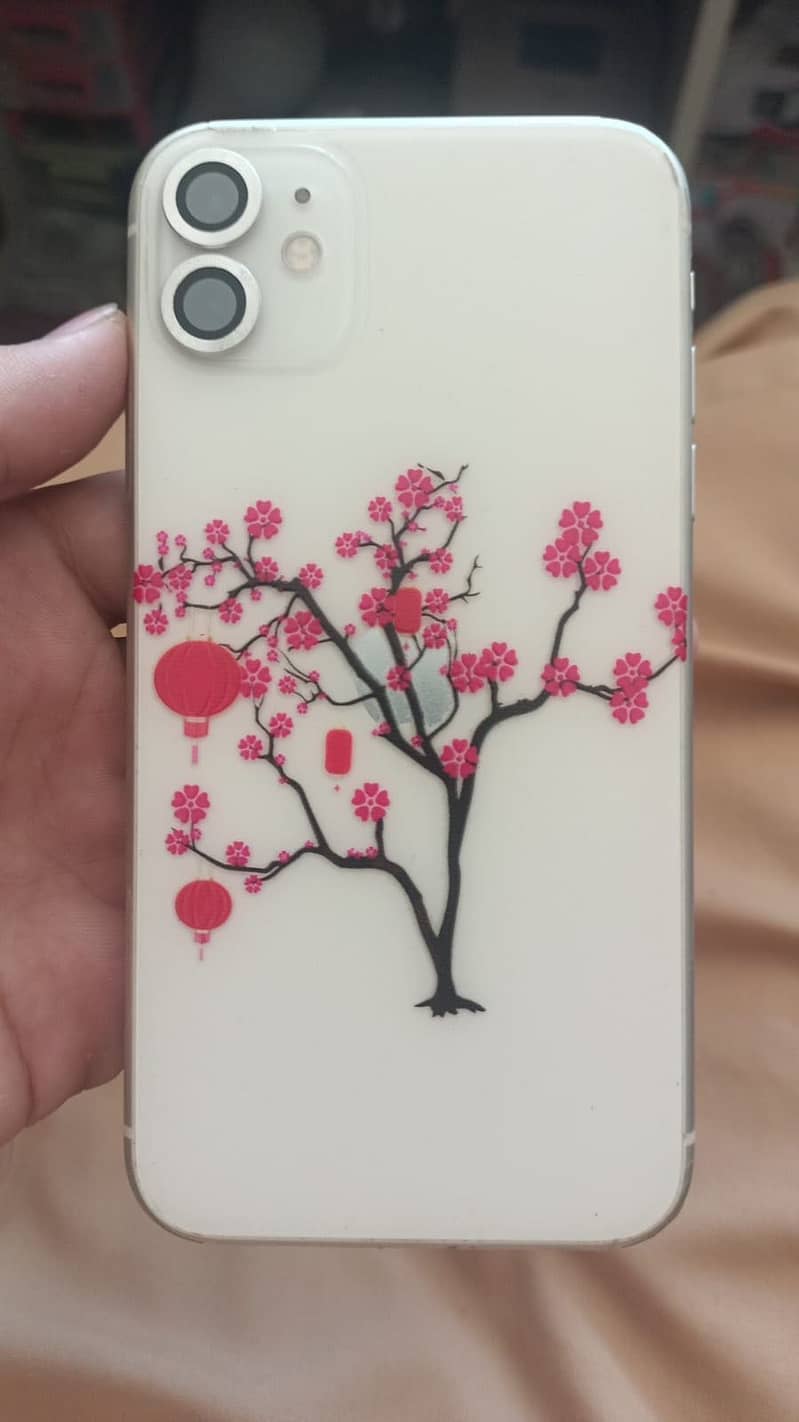 Apple iPhone 11 4
