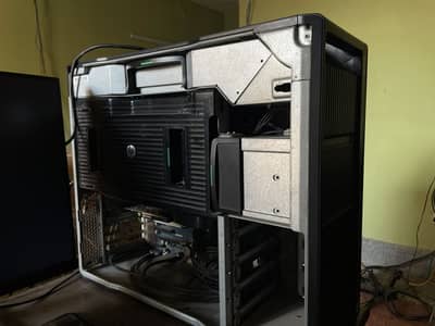 HP Z840 dual Xeon E-2673 v4