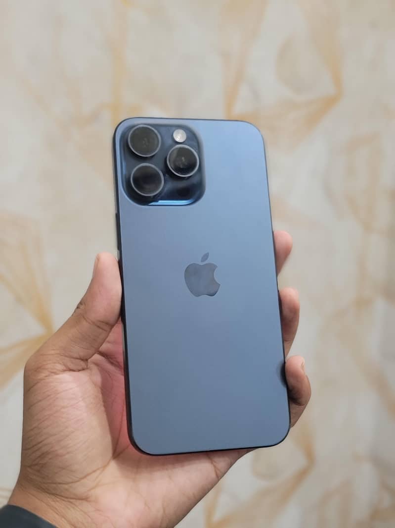 iphone 15 pro max 1