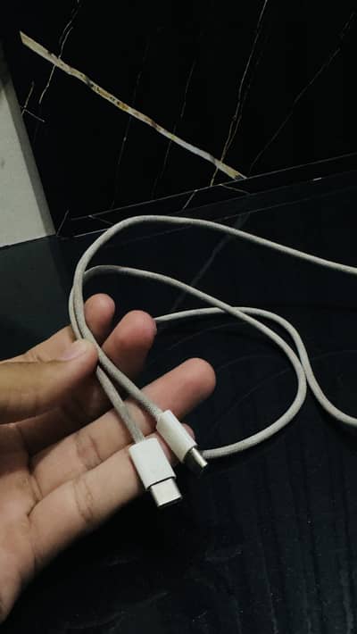 I phone 16 pro max original cable